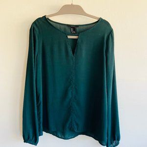 Forever 21 Green Chiffon Blouse